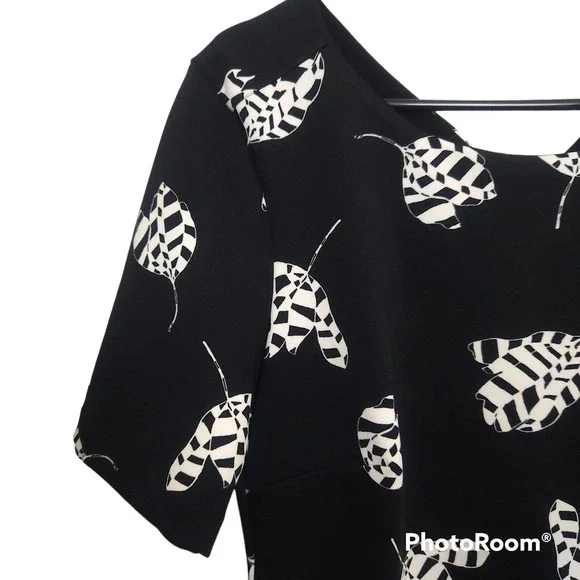 Vince Camuto Checkered Leaf Print Scuba Dress - Picture 2 of 5